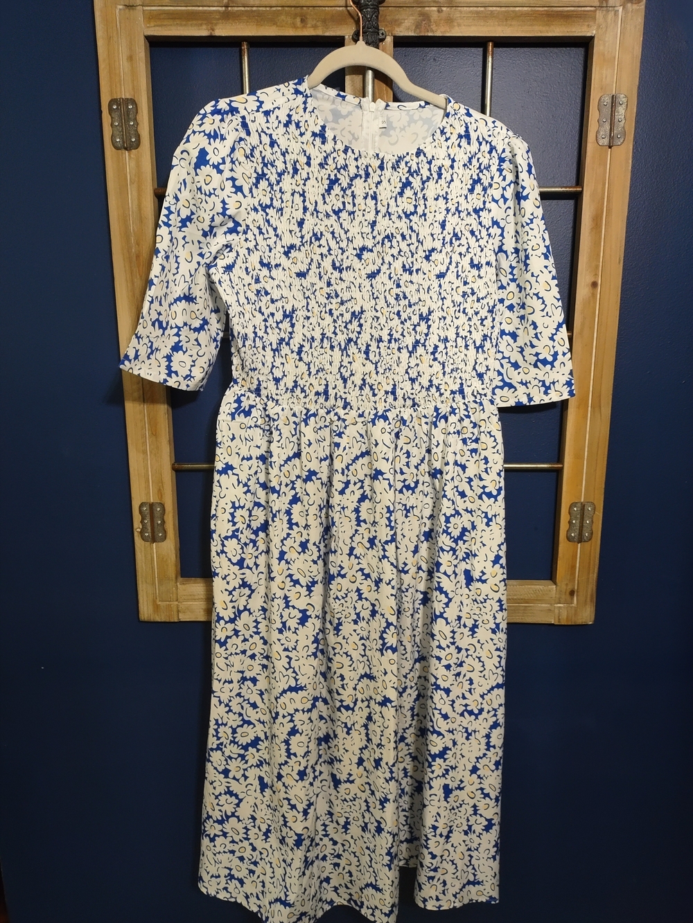 Source Unknown Blue & White Floral Midi Dress